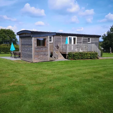Holiday home Quaint Mobile With Sauna In *