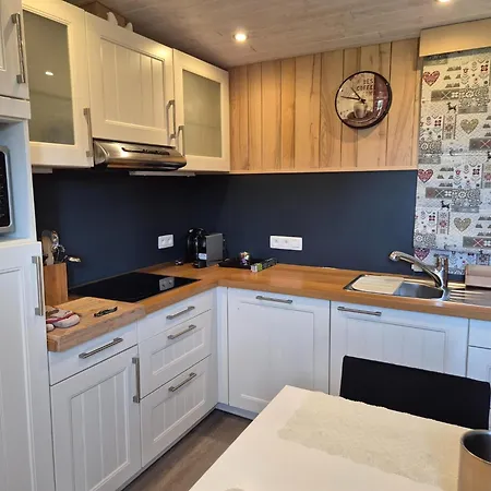 Tranquil In Holiday home