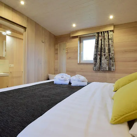 Holiday home Quaint Mobile With Sauna In *
