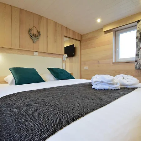 Holiday home Quaint Mobile With Sauna In Vielsalm